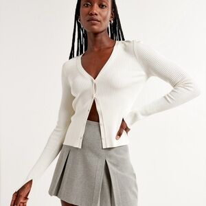 New With Tags, Abercrombie White Glossy Slim Cardigan, Size XL